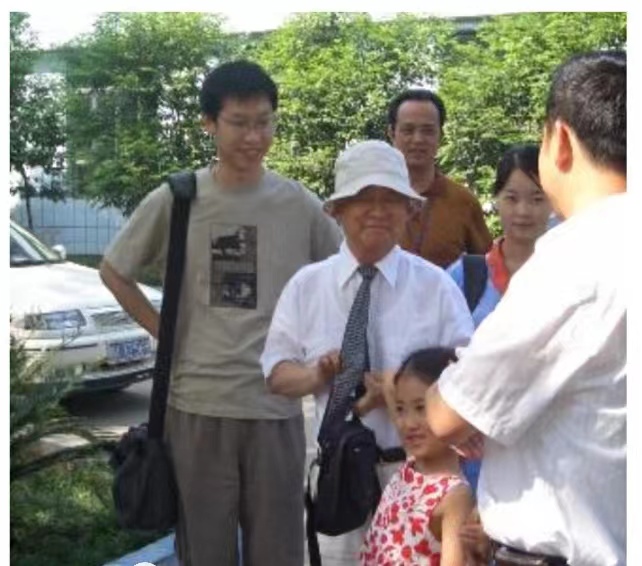 微信图片_20230403161501.jpg 微信图片_20230403161501.jpg
