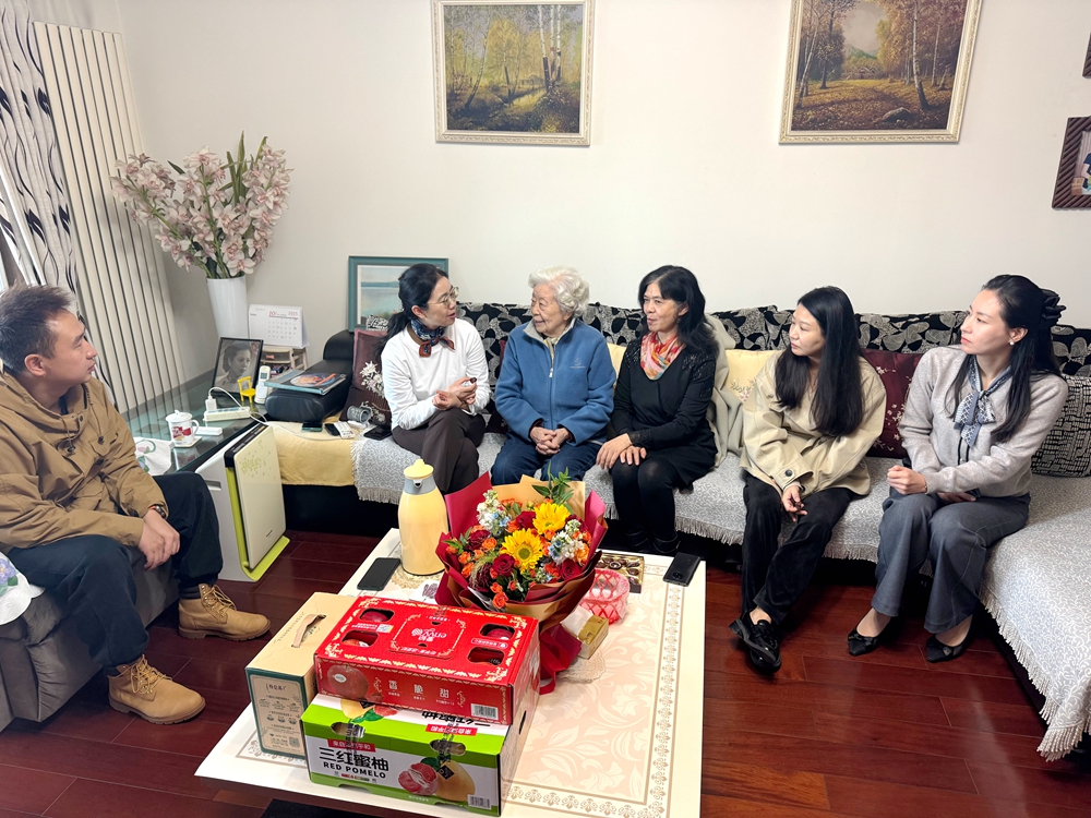 1民革顾馨_副本.jpg